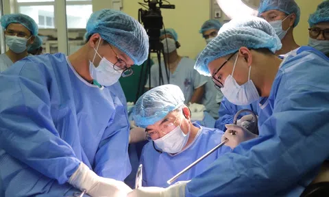 Ung thư không phải dấu chấm hết: Những tiến bộ trong điều trị và tinh thần vượt lên