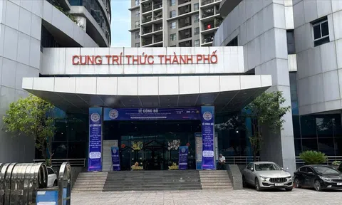 Hà Nội 'tìm đầu ra' gần 300 trụ sở dôi dư