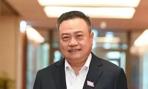 Chủ tịch Hà Nội nhận thêm nhiệm vụ