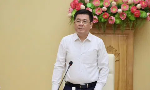 Duy trì mặt bằng giá ổn định, bám sát giá xăng dầu thế giới