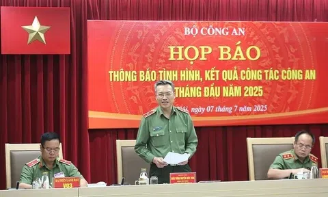 Bộ Công an: Giấy tờ còn hạn, nguyên vẹn được tiếp tục dùng
