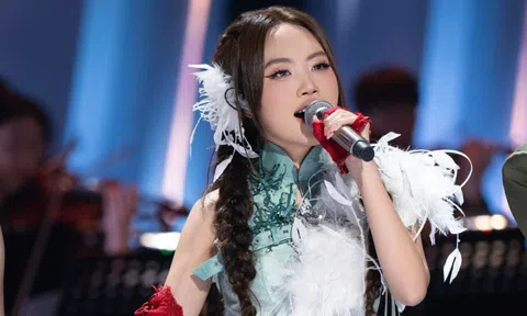Người cản đường Phương Mỹ Chi lên đỉnh