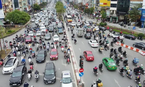 Hà Nội dừng thí điểm 'vùng phát thải thấp' để cấm xe máy xăng ở VĐ 1