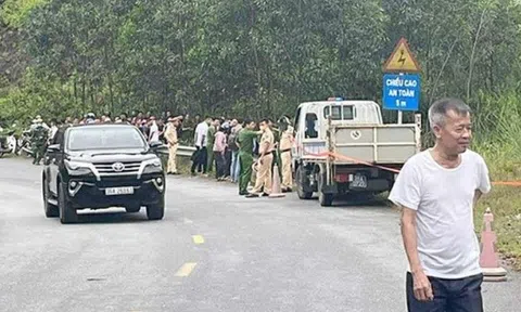 Ngã xe máy, nam thanh niên bàng hoàng phát hiện một thi thể bên cạnh