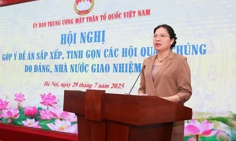 Trình Bộ Chính trị đề án tinh gọn các hội quần chúng trước 31/8