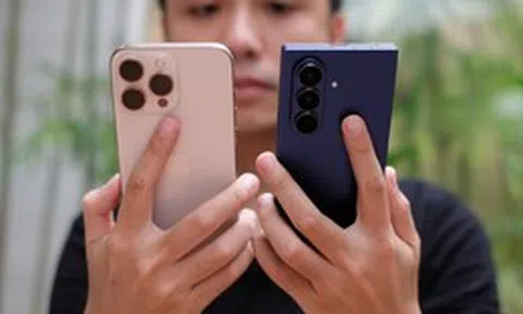 Nghe tin Apple sắp ra mắt iPhone gập, sếp lớn Samsung nói gì?