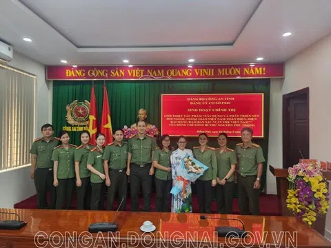 Đồng Nai: Giới thiệu tác phẩm 'Xây dựng và phát triển nền đối ngoại, ngoại giao Việt Nam toàn diện, hiện đại mang đậm bản sắc “cây tre Việt Nam”'
