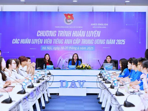 Chính thức khởi động chương trình đào tạo HLV tiếng Anh Trung ương 2025
