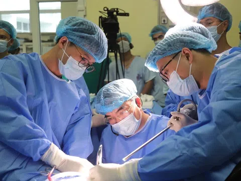 Ung thư không phải dấu chấm hết: Những tiến bộ trong điều trị và tinh thần vượt lên