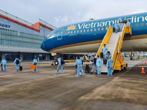 Hàng không và du lịch sẽ bật dậy mạnh khi kinh tế phục hồi
