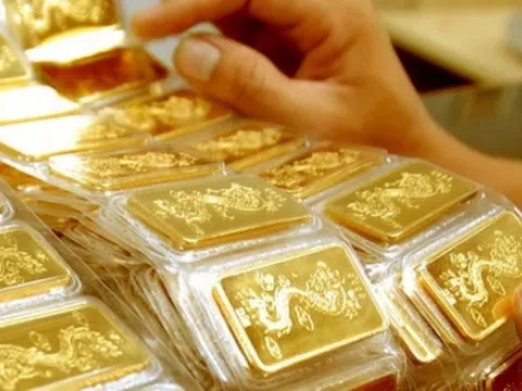 Giá vàng hôm nay 4/4: Giá vàng SJC do cung cầu quyết định, khó khăn tứ bề vàng khó tăng giá, bán sớm còn kịp?