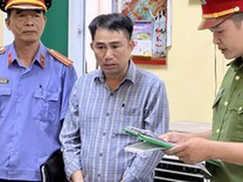 Một phụ nữ mất 2,4 tỷ đồng vì thuê "thầy phong thủy" trừ tà