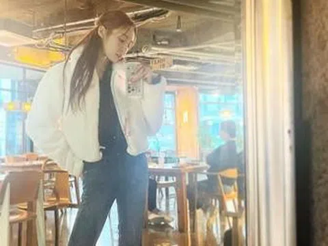 Nữ ca sĩ lên mạng cầu cứu vì chồng sắp cưới uống thuốc tự tử, tình trạng nguy kịch