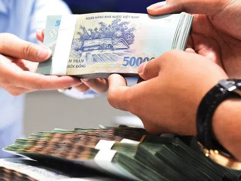 Một ngân hàng vừa chi thưởng chiều 28 Tết, ai cũng “có quà”, cao nhất 6 tháng lương