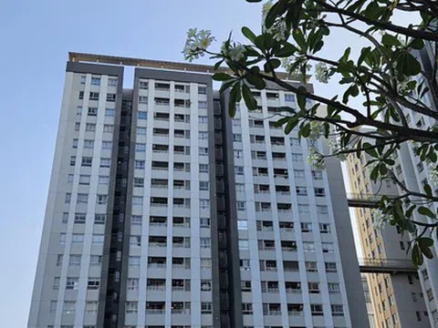Ngân hàng "đua" giảm lãi suất vay mua nhà mới, khoản cũ vẫn rất cao