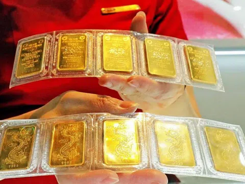 Giá vàng hôm nay 15/7/2024: Vàng SJC dao động ở mức 75,48 – 76,98 triệu đồng/lượng
