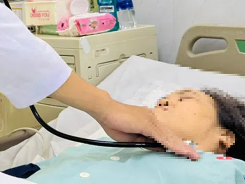 Uống 113 viên thuốc an thần cùng lúc, người phụ nữ suýt mất mạng