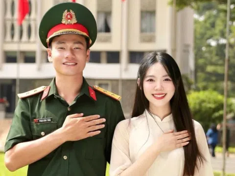 Nữ sinh TP.HCM được 'chú bộ đội' cầu hôn tại lễ tốt nghiệp gây sốt