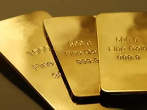 Giá vàng hôm nay 10/7: Phục hồi, lấy lại mốc 3.300 USD/ounce
