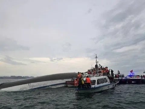 Vụ lật tàu trên vịnh Hạ Long: Cứu 10 người, vớt được 34 thi thể