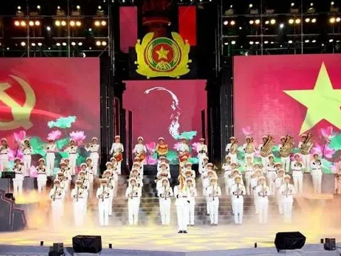 Chương trình nghệ thuật 'Giữ trọn lời thề - Bản hùng ca từ cội nguồn'
