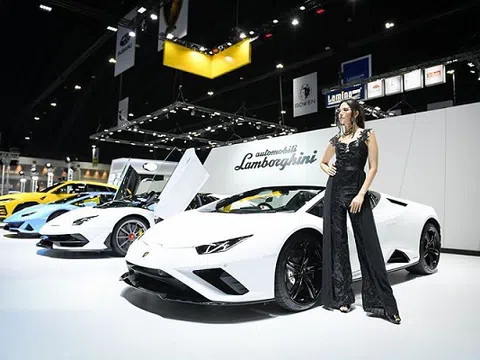 Dàn xe Lamborghini gần 100 tỷ đồng tại triển lãm Bangkok 2020