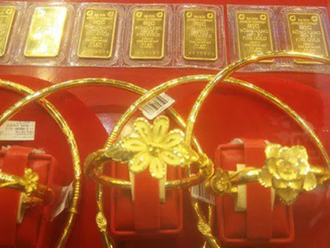 Thị trường vàng bất thường