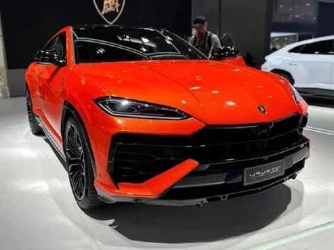 Siêu SUV Lamborghini Urus Performante bị khai tử