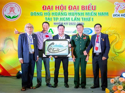 TP.HCM: Đấu giá từ thiện thu gần 200 triệu đồng tại Đại hội Hội đồng dòng họ Hoàng - Huỳnh miền Nam lần thứ nhất