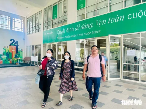 Manulife Việt Nam tiếp tục khiến khách hàng "tức phát run"
