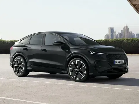Audi Q4 e-tron 2024 từ 1,380 tỷ đồng, mạnh và đi được xa hơn