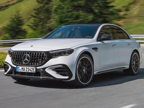 Ra mắt Mercedes-AMG E53 2024 động cơ hybrid 603 mã lực