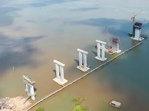 Đồng Nai: Chạy đua tiến độ xuyên lễ trên công trường cầu Nhơn Trạch
