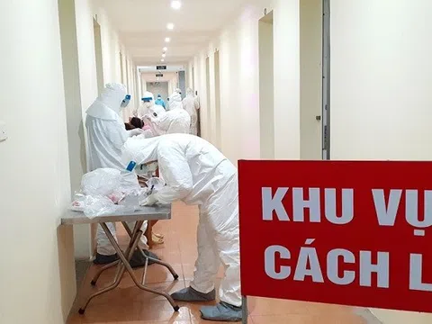 Dịch COVID-19 căng thẳng, hàng loạt bệnh viện dã chiến được kích hoạt